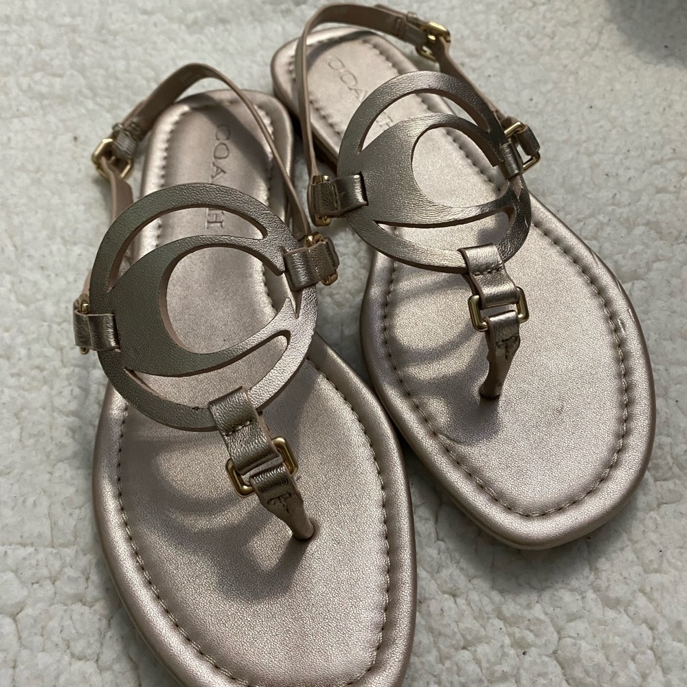 Sandals - Picture 3 of 4